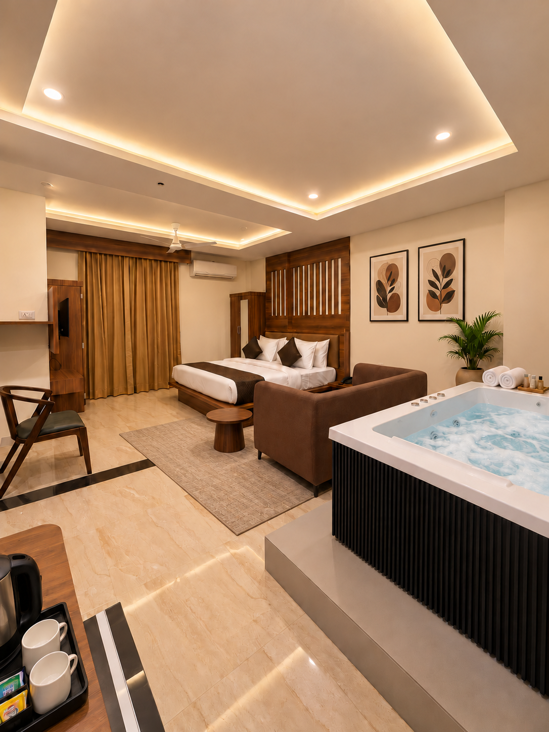 Luxury jacuzzi room with private in-room jacuzzi